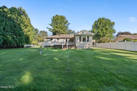 17 Dawn Drive Glenville NY 12302