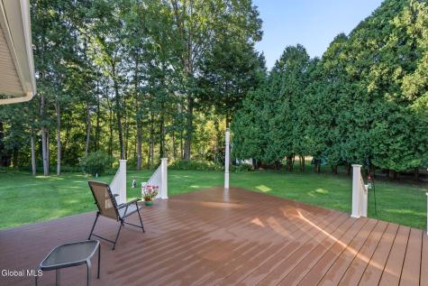 17 Dawn Drive Glenville NY 12302