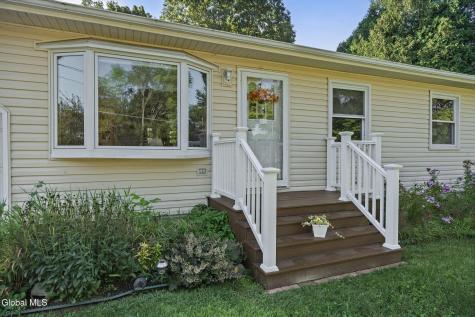 17 Dawn Drive Glenville NY 12302