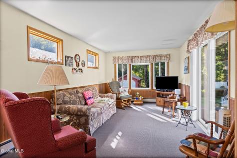 17 Dawn Drive Glenville NY 12302