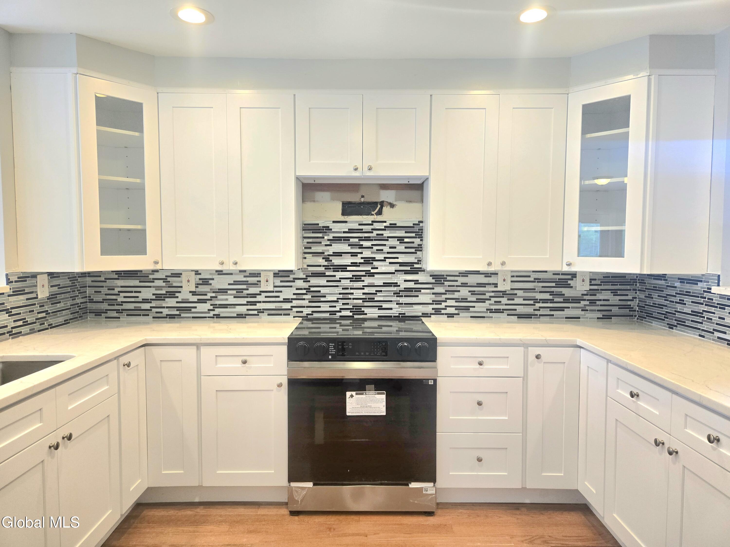 16 Theresa Lane Voorheesville NY 12186