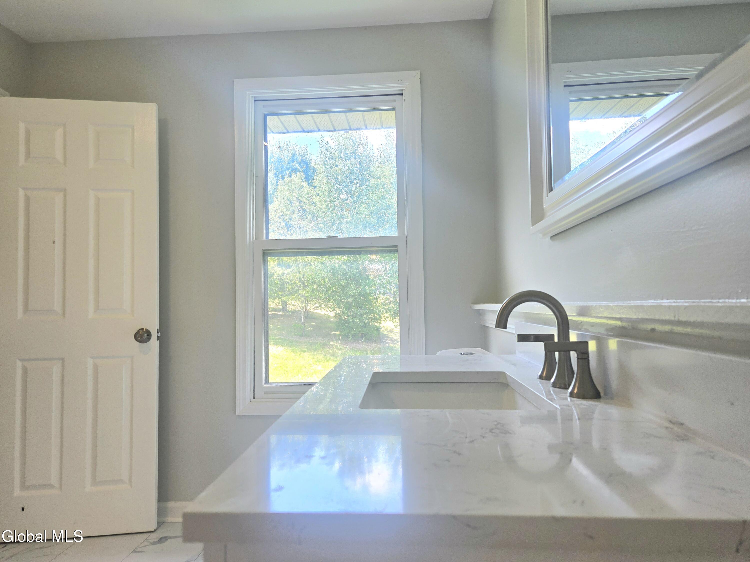 16 Theresa Lane Voorheesville NY 12186