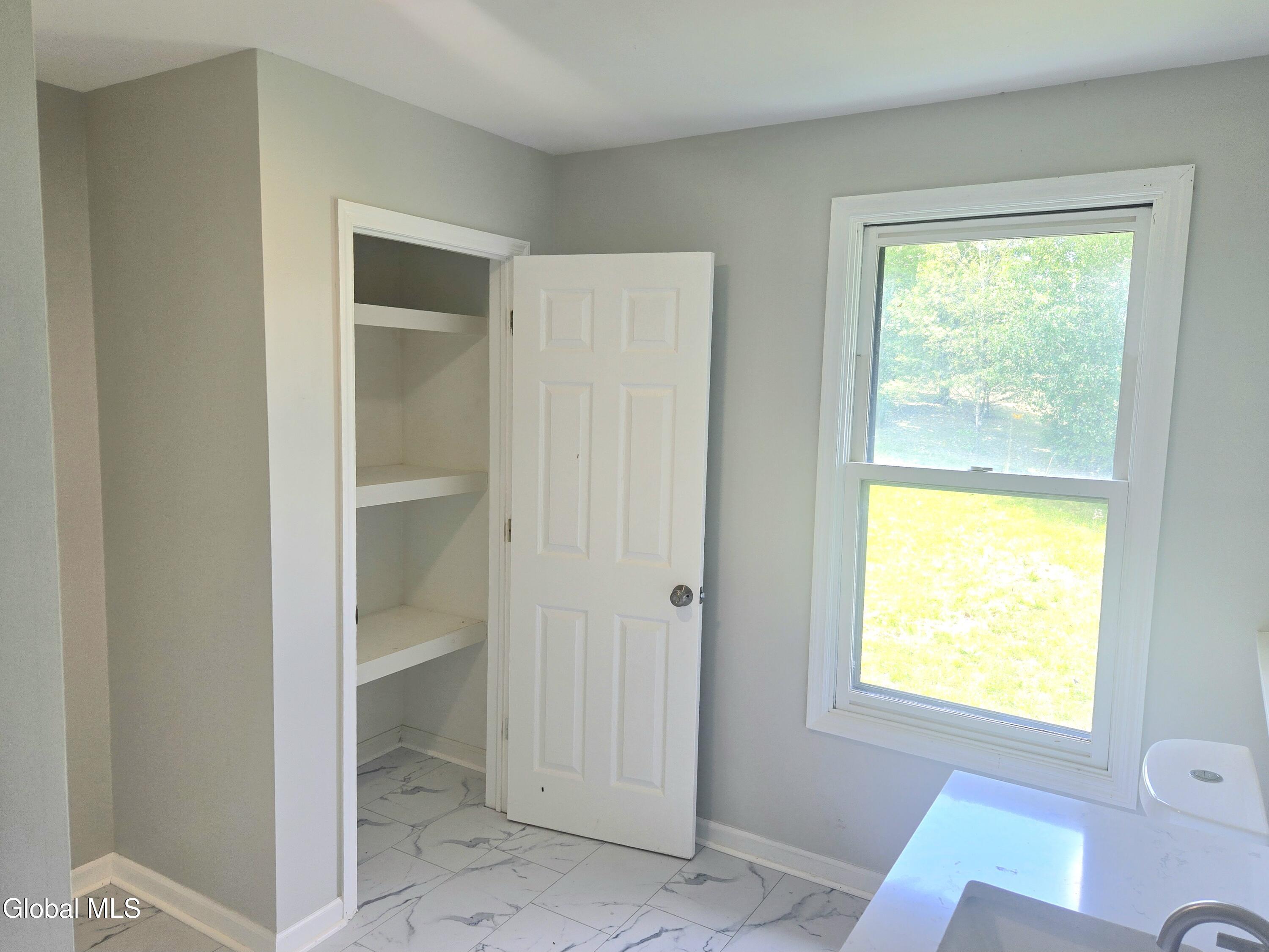 16 Theresa Lane Voorheesville NY 12186