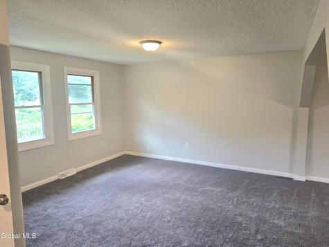 16 Theresa Lane Voorheesville NY 12186