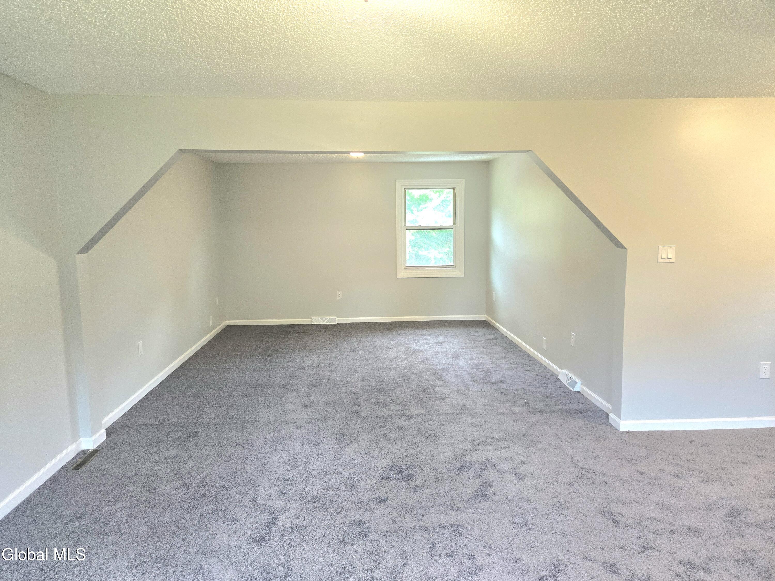 16 Theresa Lane Voorheesville NY 12186