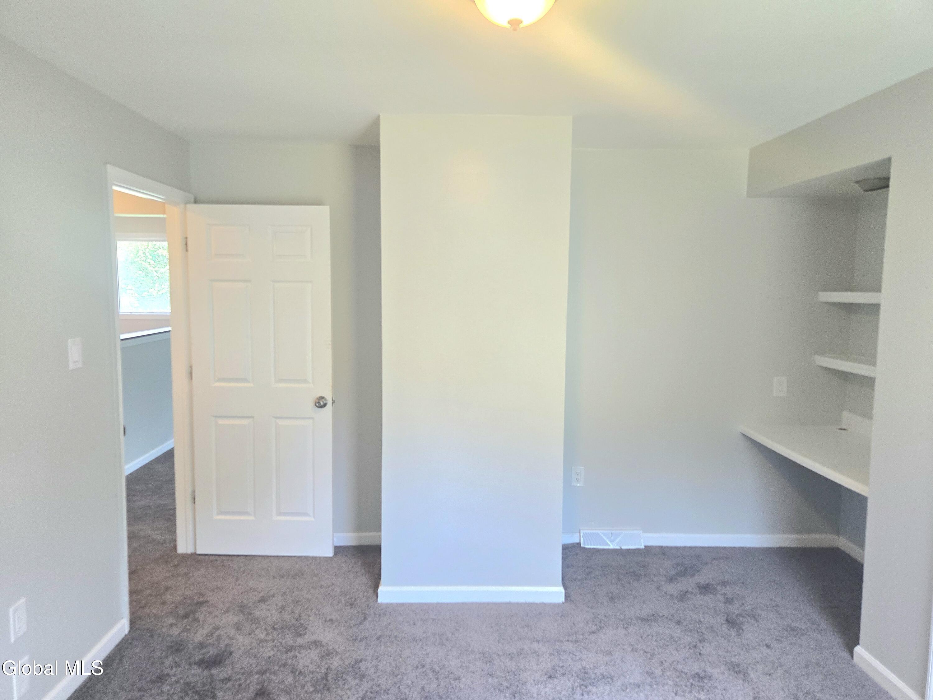16 Theresa Lane Voorheesville NY 12186