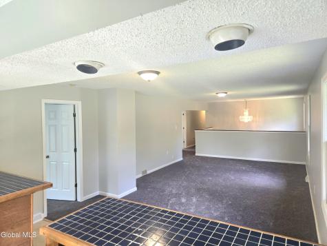 16 Theresa Lane Voorheesville NY 12186