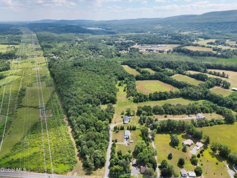 16 Theresa Lane Voorheesville NY 12186