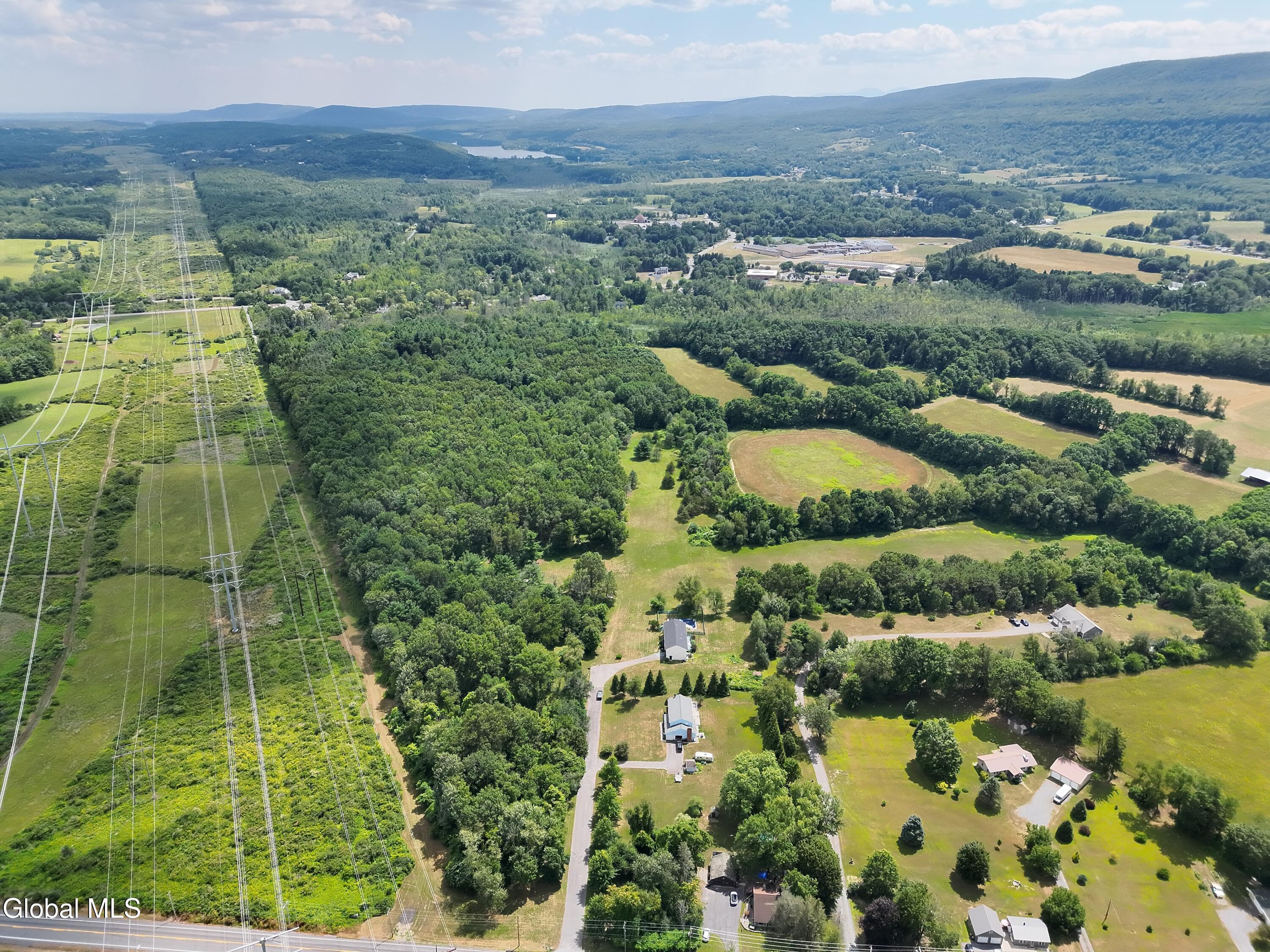16 Theresa Lane Voorheesville NY 12186