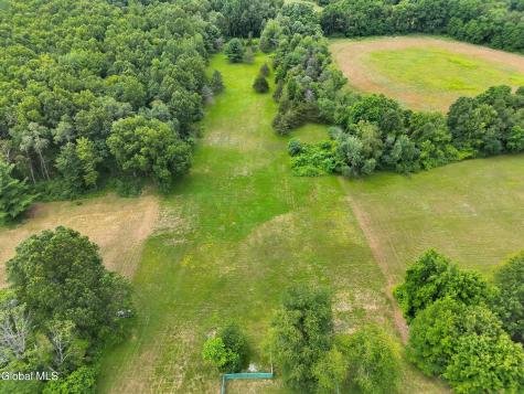 16 Theresa Lane Voorheesville NY 12186