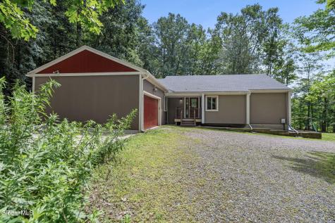438 N Nassau Road Averill Park NY 12018