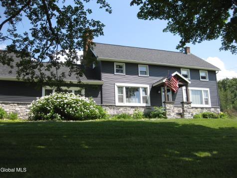 106 Mosher Road Sand Lake NY 12153