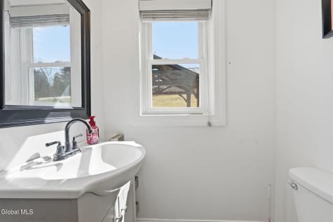 106 Mosher Road Sand Lake NY 12153