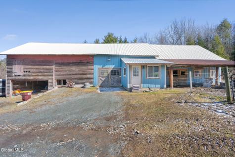 106 Mosher Road Sand Lake NY 12153