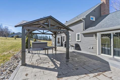 106 Mosher Road Sand Lake NY 12153