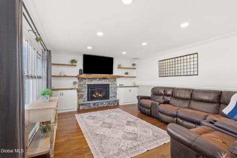 106 Mosher Road Sand Lake NY 12153