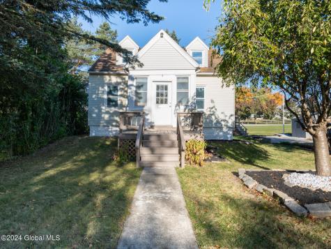 4 Corliss Avenue Rensselaer NY 12144