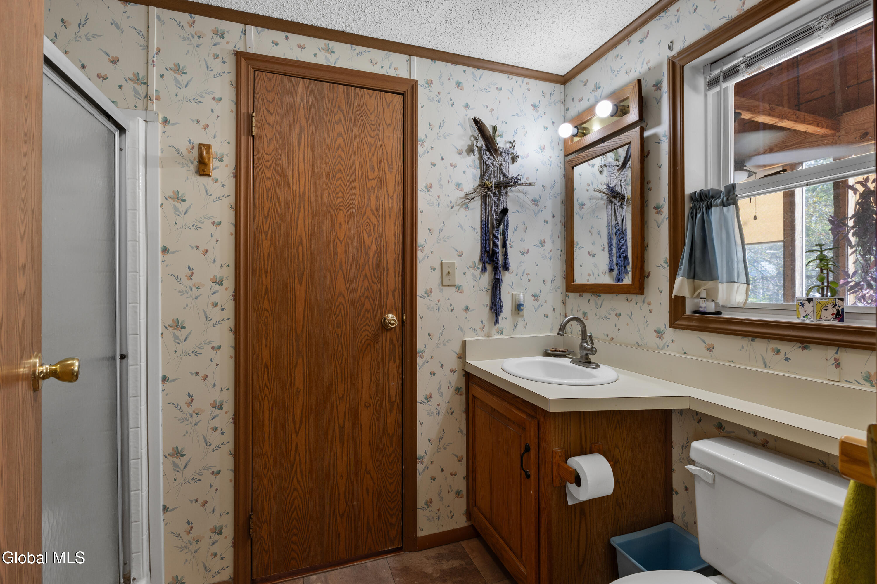 28 Henry Street Glens Falls NY 12801