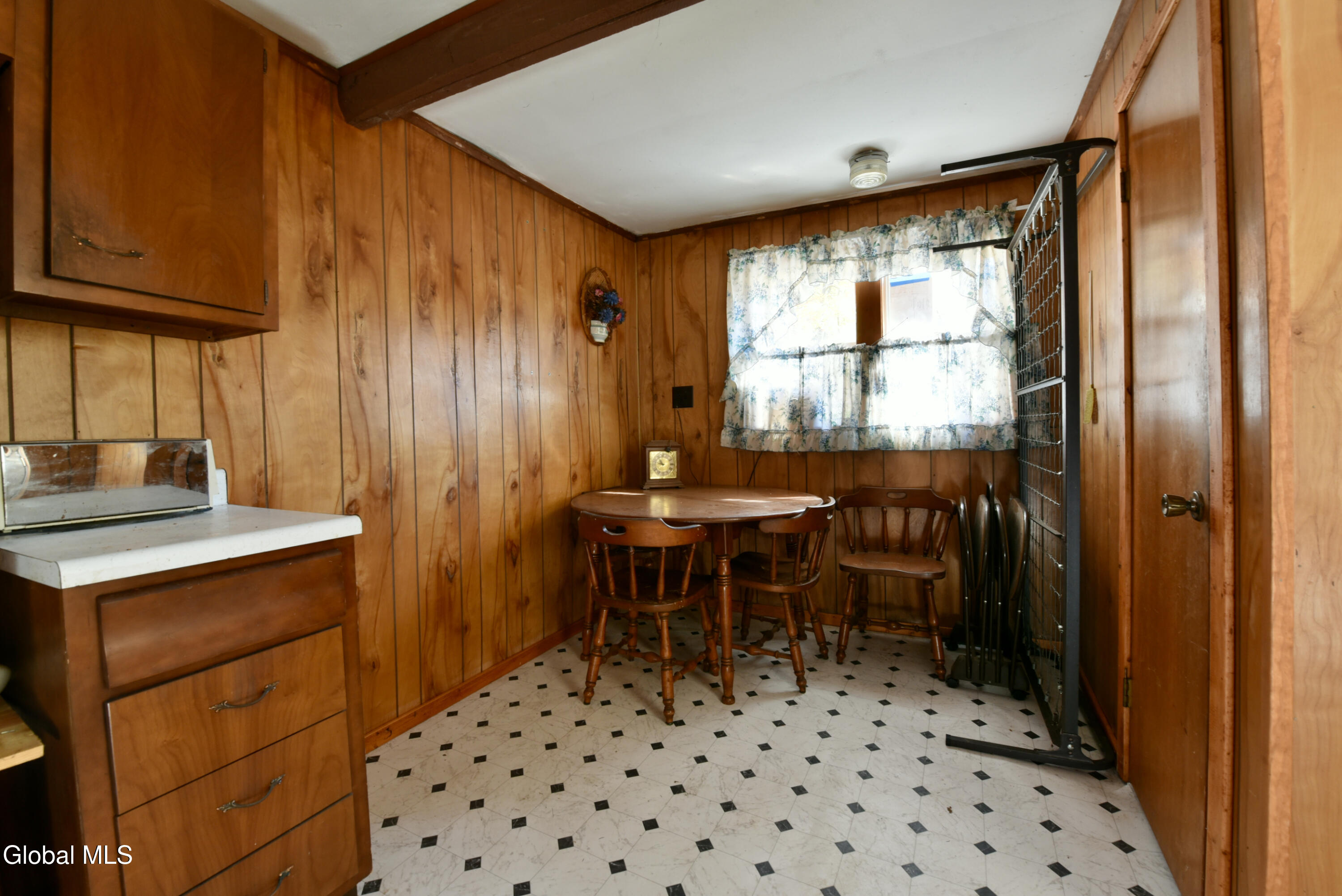 4 Delavan Avenue Middle Grove NY 12850