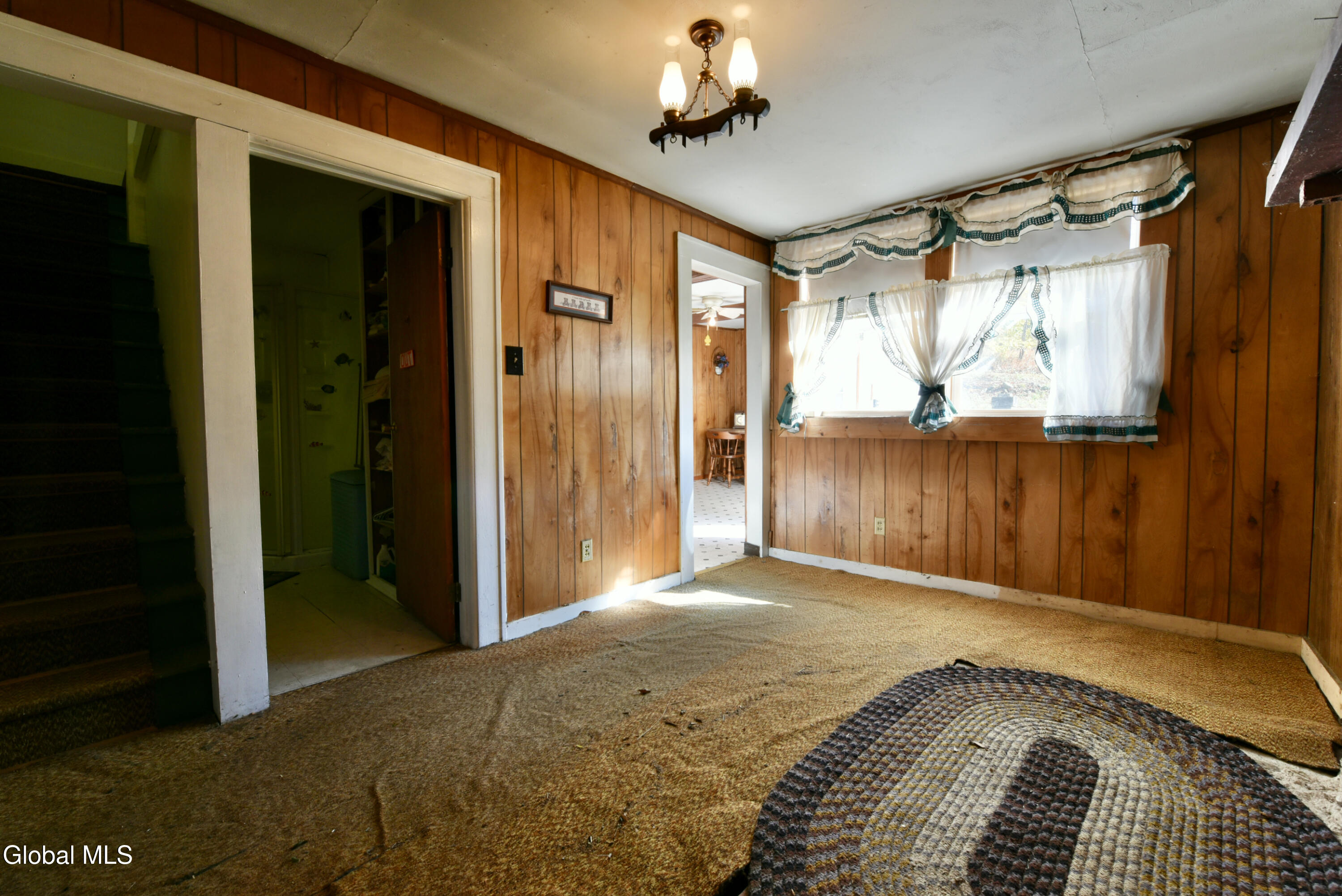 4 Delavan Avenue Middle Grove NY 12850