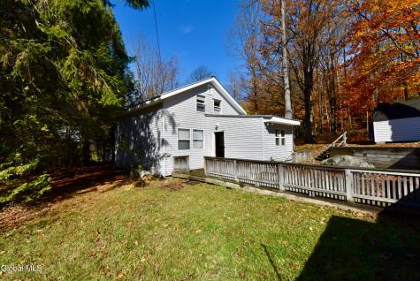 4 Delavan Avenue Middle Grove NY 12850