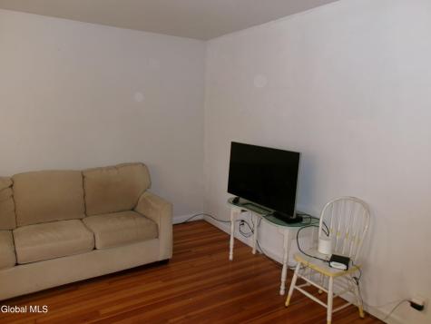 106 Vley Road Scotia NY 12302