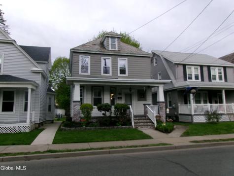 106 Vley Road Scotia NY 12302