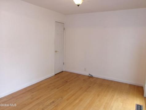106 Vley Road Scotia NY 12302