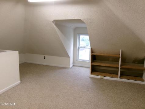 106 Vley Road Scotia NY 12302