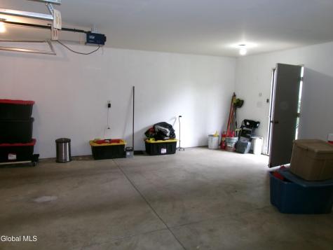 106 Vley Road Scotia NY 12302