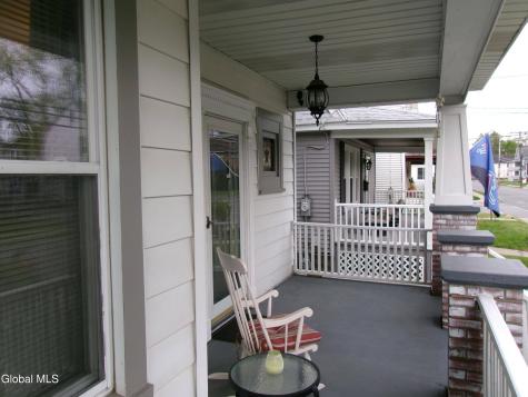 106 Vley Road Scotia NY 12302