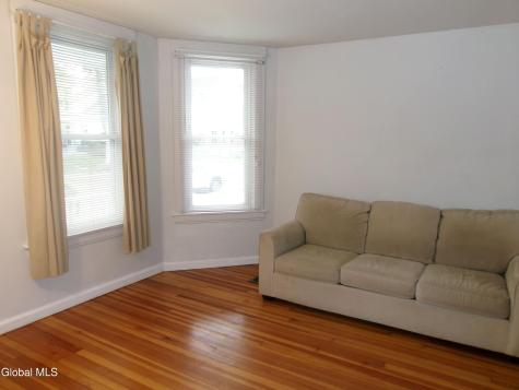 106 Vley Road Scotia NY 12302