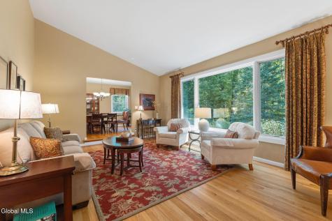 113 Mohawk Drive Schenectady NY 12303