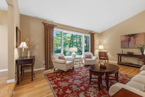 113 Mohawk Drive Schenectady NY 12303