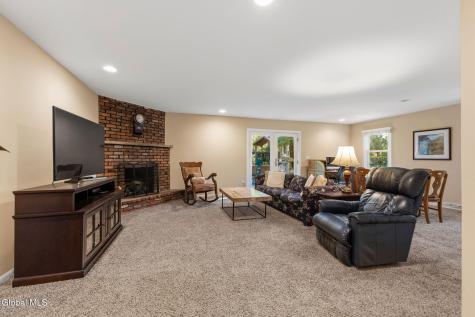 113 Mohawk Drive Schenectady NY 12303