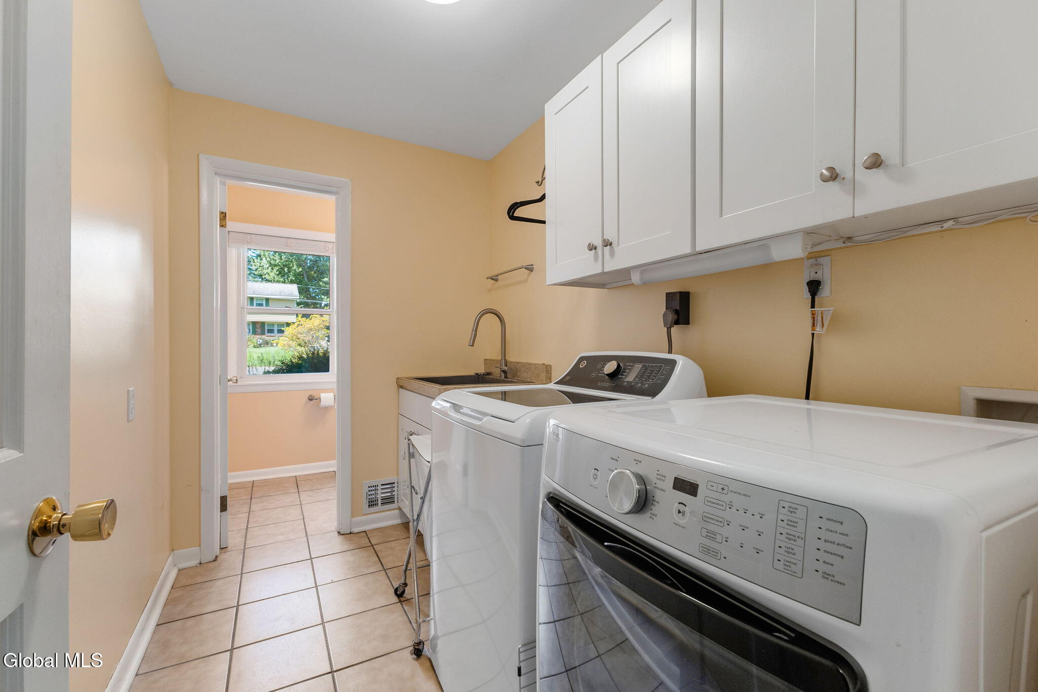 113 Mohawk Drive Schenectady NY 12303