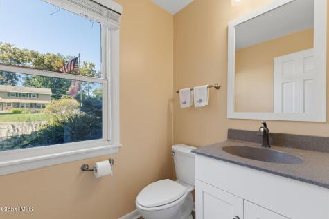 113 Mohawk Drive Schenectady NY 12303