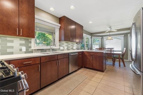 113 Mohawk Drive Schenectady NY 12303