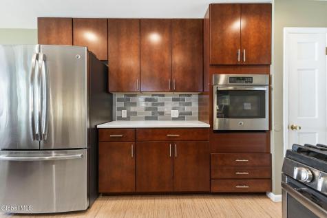 113 Mohawk Drive Schenectady NY 12303