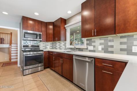 113 Mohawk Drive Schenectady NY 12303