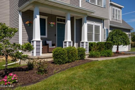 8 Harvester Way Ballston Lake NY 12019