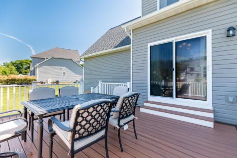8 Harvester Way Ballston Lake NY 12019
