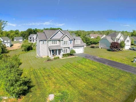 8 Harvester Way Ballston Lake NY 12019