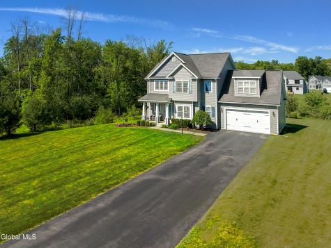 8 Harvester Way Ballston Lake NY 12019
