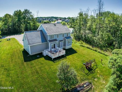 8 Harvester Way Ballston Lake NY 12019