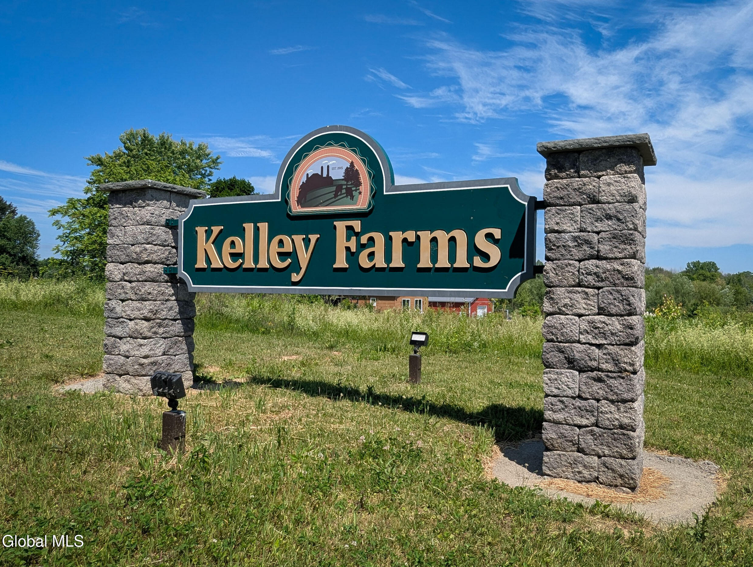 8 Harvester Way Ballston Lake NY 12019