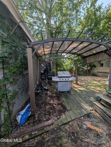 22 Mcclellan Avenue Amsterdam NY 12010