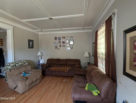 22 Mcclellan Avenue Amsterdam NY 12010