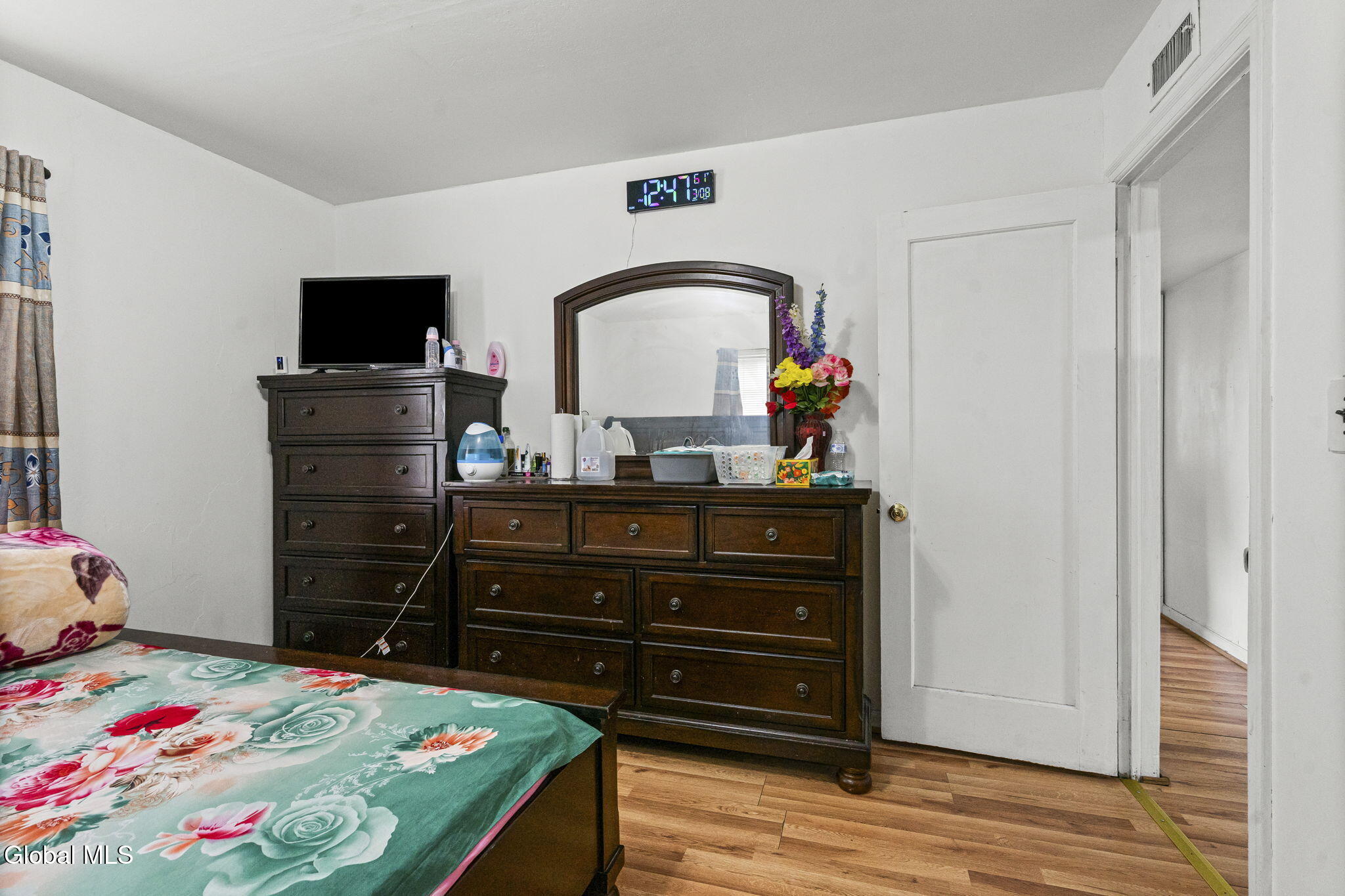 299 Lincoln Boulevard Greenport NY 12534