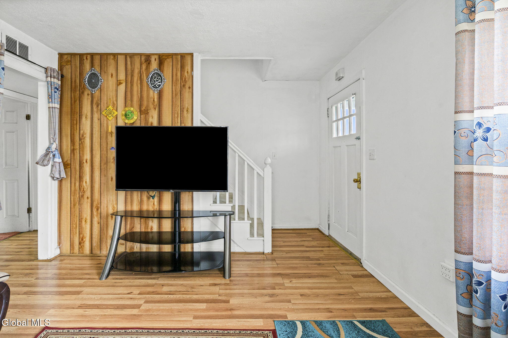 299 Lincoln Boulevard Greenport NY 12534